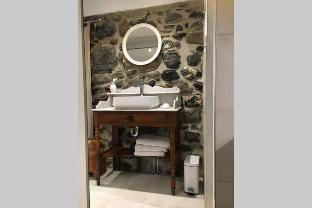 La Maison Laugier Charme, Confort, Authenticite Saint-Étienne-de-Tinée Eksteriør billede